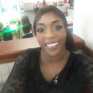 Meet your Posher, Abigail